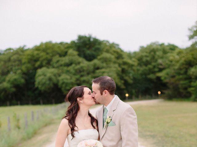 Liz and Kyle&apos;s Wedding in Gainesville, Texas 20