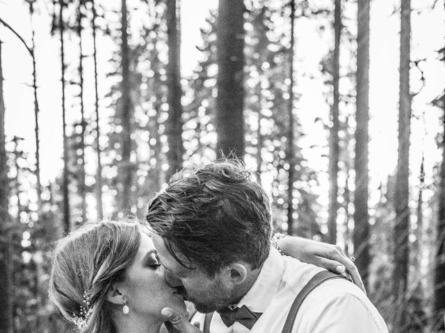 Wesley and Victoria&apos;s Wedding in Sequoia National Park, California 6