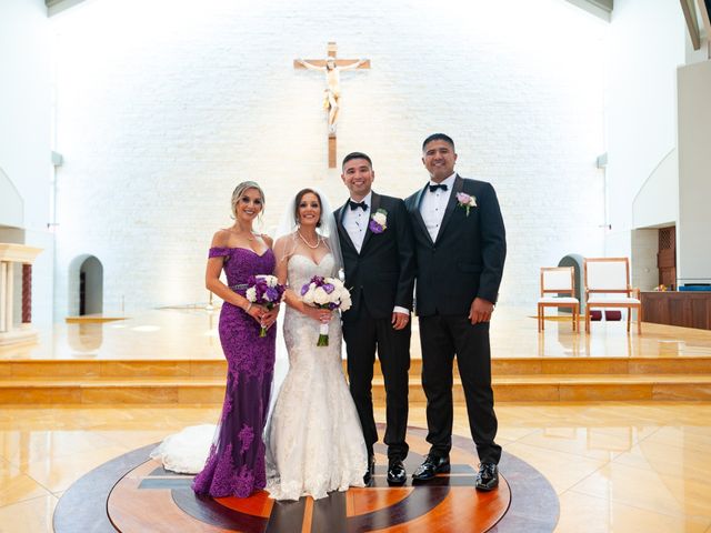 Jesus and Dena&apos;s Wedding in Houston, Texas 34
