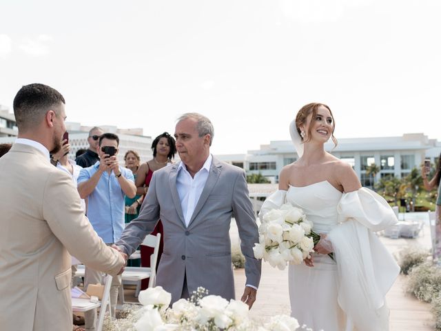 Jonathan and Ana Clara&apos;s Wedding in Cancun, Mexico 55