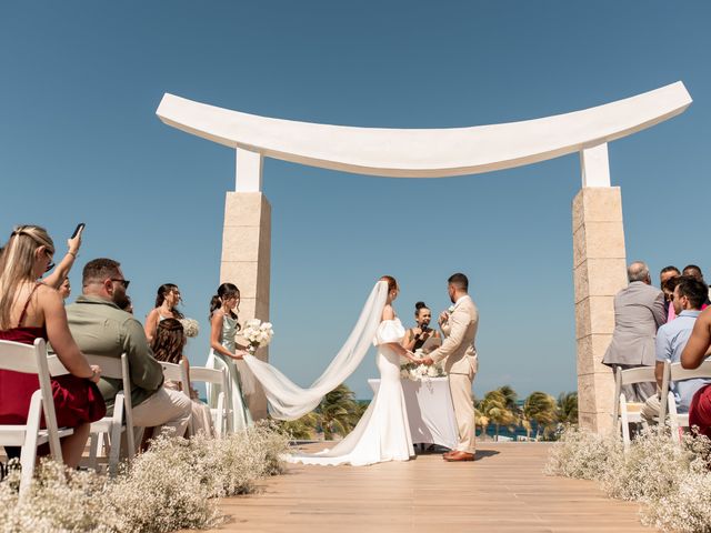 Jonathan and Ana Clara&apos;s Wedding in Cancun, Mexico 56