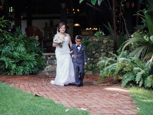 Ericson and Jasemia&apos;s Wedding in Rio Grande, Puerto Rico 23