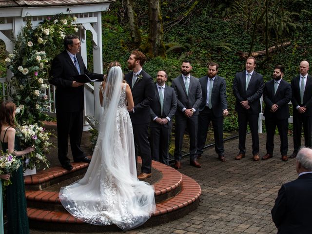 Jordan and Lindsay&apos;s Wedding in Oregon City, Oregon 36