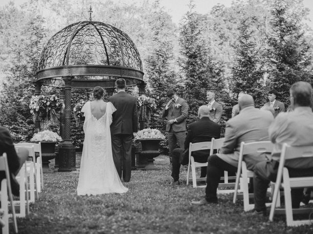 Ellen and Isaac&apos;s Wedding in Elizabethtown, Pennsylvania 13