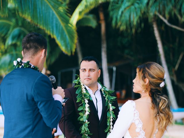 Bella and Larry&apos;s Wedding in Hawaii National Park, Hawaii 56