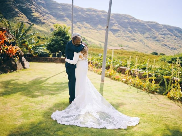 Bella and Larry&apos;s Wedding in Hawaii National Park, Hawaii 114