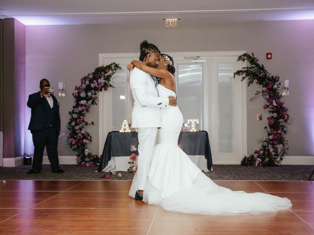 Tiara and Ajarvis&apos;s Wedding in Tampa, Florida 16