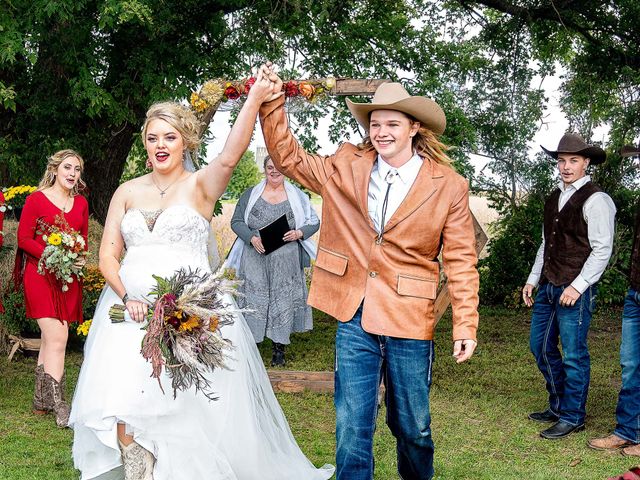 Autumn and Kody&apos;s Wedding in Dexter, Minnesota 25
