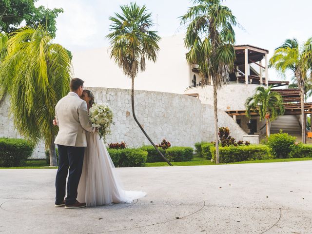 Adam and Jade&apos;s Wedding in Cancun, Mexico 44