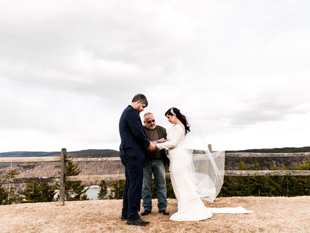 Victoria and Zack&apos;s Wedding in Snowshoe, West Virginia 4