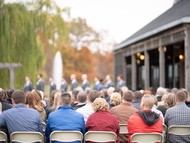 Kyle and Angela&apos;s Wedding in Effingham, Illinois 15