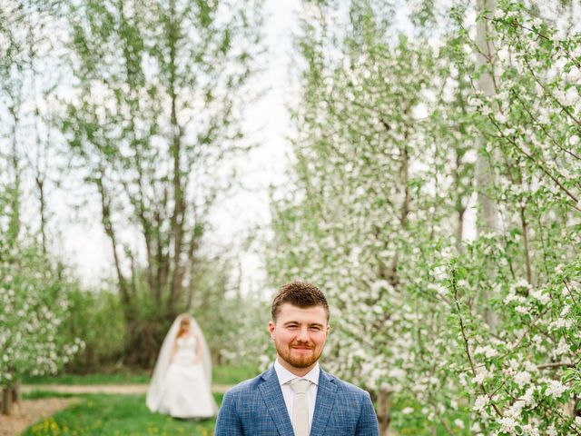 Nick and Haley&apos;s Wedding in La Crescent, Minnesota 4