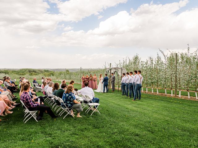 Nick and Haley&apos;s Wedding in La Crescent, Minnesota 20