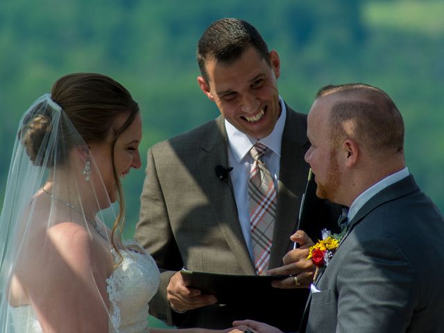 Allyson and Tristan&apos;s Wedding in Tannersville, Pennsylvania 44