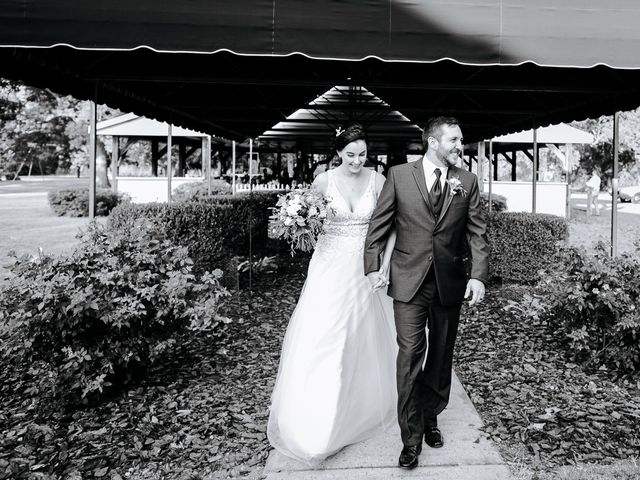 Adam and Toria&apos;s Wedding in Cincinnati, Ohio 17