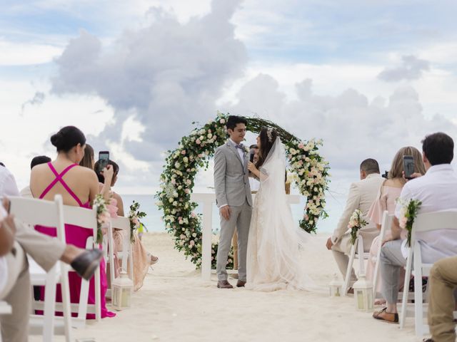 Marcelo and Vania's Wedding in Cancun, Mexico 8