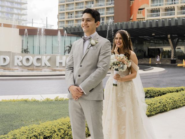 Marcelo and Vania's Wedding in Cancun, Mexico 17