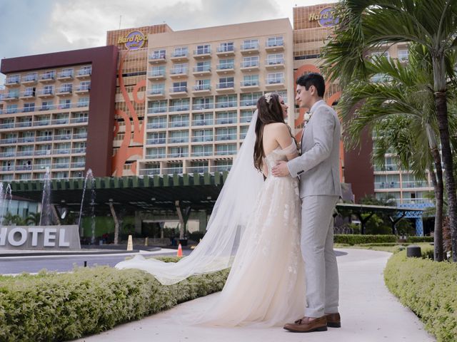 Marcelo and Vania's Wedding in Cancun, Mexico 19