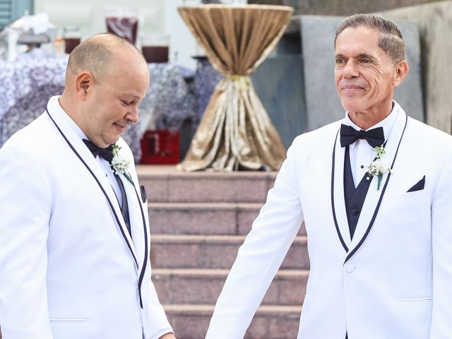 Héctor and Ángel&apos;s Wedding in San Juan, Puerto Rico 10