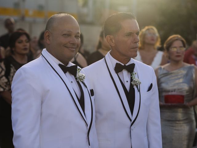 Héctor and Ángel&apos;s Wedding in San Juan, Puerto Rico 35