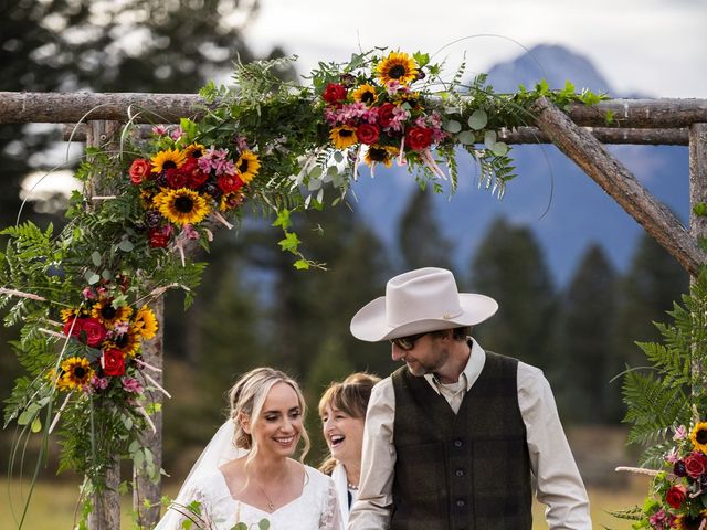 Tony and Jenna&apos;s Wedding in Bozeman, Montana 17