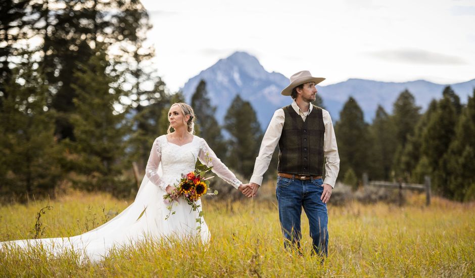 Jenna & Tony Rustic Fall Wedding in Bozeman, MT