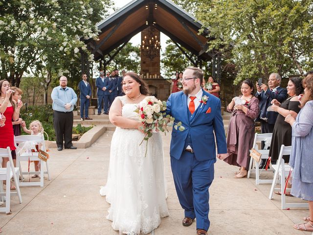 Victoria and Aaron&apos;s Wedding in Grand Prairie, Texas 3