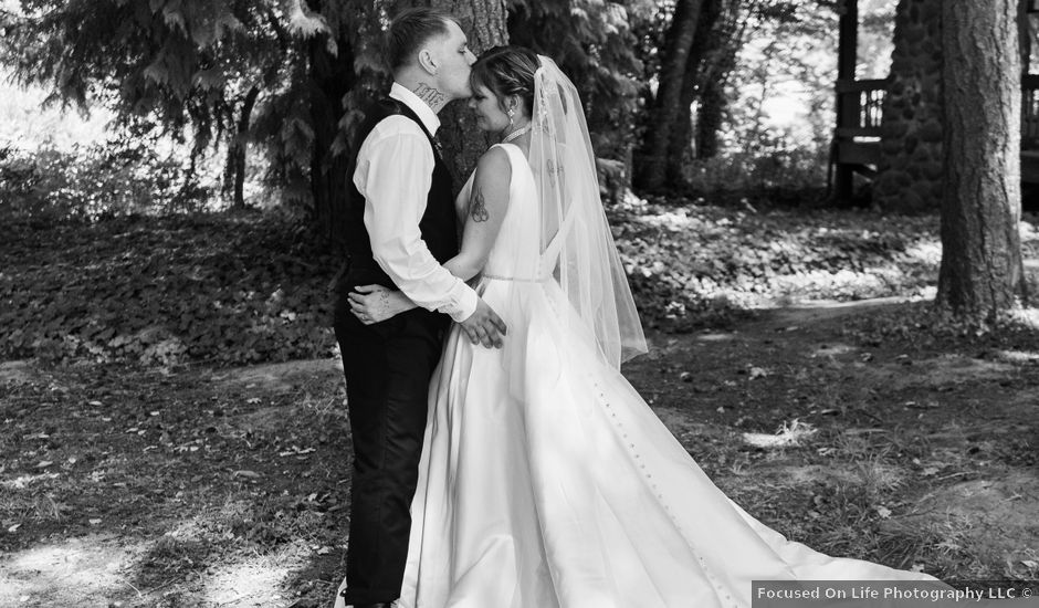 Leisha and Chandler's Wedding in Roseburg, Oregon