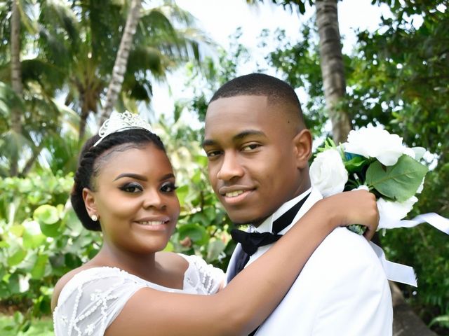 Elvin  and Valencia &apos;s Wedding in Nassau, Bahamas 3