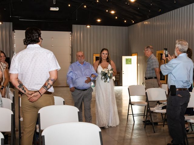 Dillon and Savannah&apos;s Wedding in Blaine, Tennessee 12