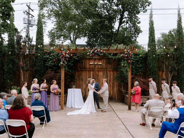 Tasha and Susan&apos;s Wedding in Saint Louis, Missouri 32
