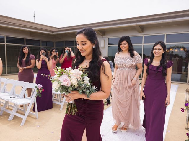 Jenil and Dhara&apos;s Wedding in Chicago, Illinois 8