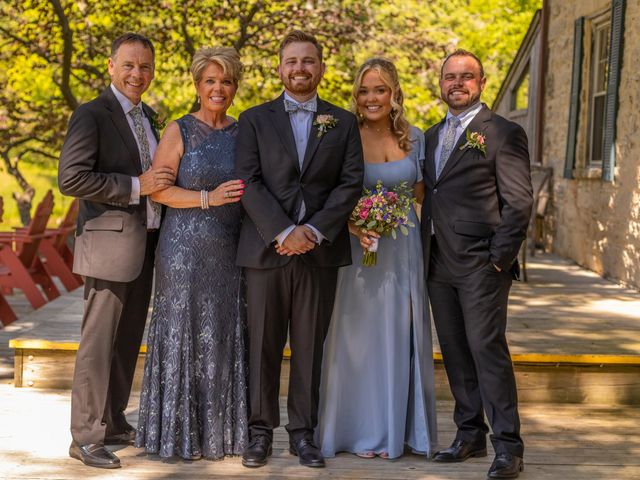 Clayton and Alex&apos;s Wedding in Saint Louis, Missouri 17