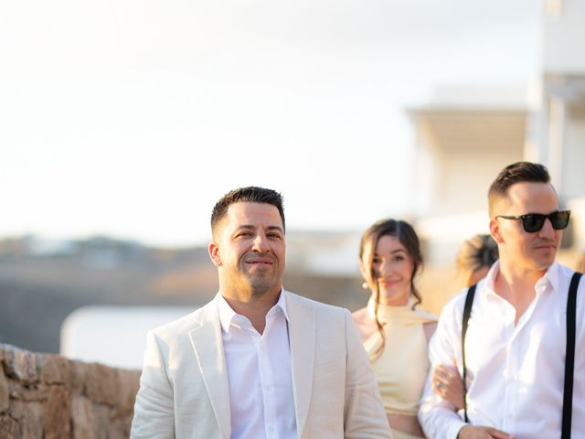 Kristie and Jason&apos;s Wedding in Mykonos, Greece 39