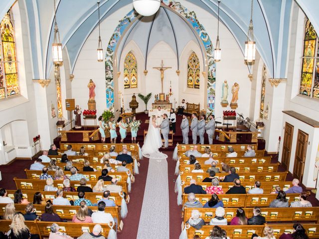 Allen and Megan&apos;s Wedding in Salisbury, Missouri 31