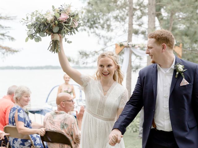 Ben and Kelsey&apos;s Wedding in Faribault, Minnesota 14