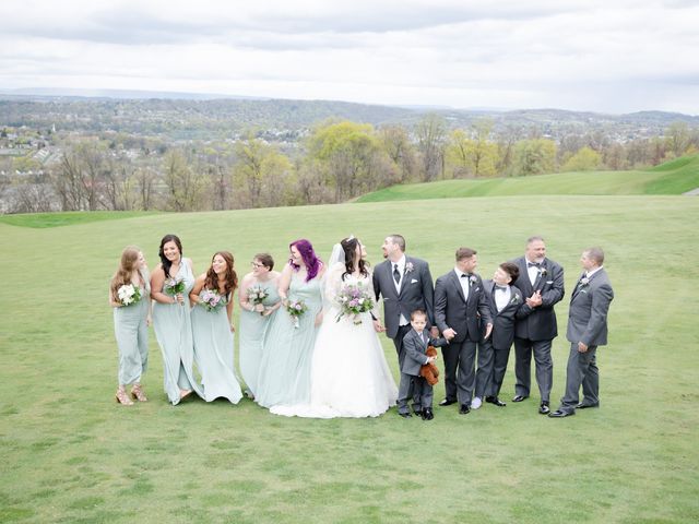 Zach and Chelsea&apos;s Wedding in Easton, Pennsylvania 29