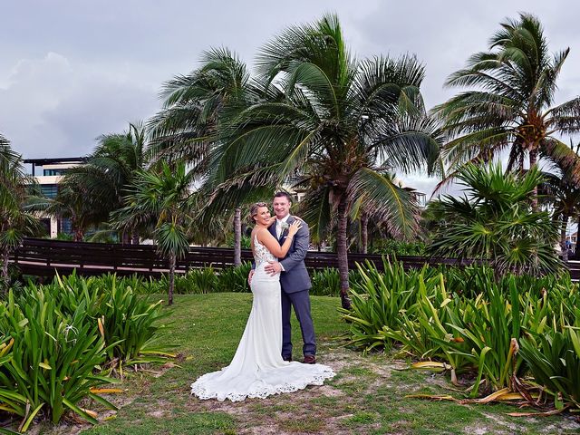 Mike and Karen&apos;s Wedding in Cancun, Mexico 20