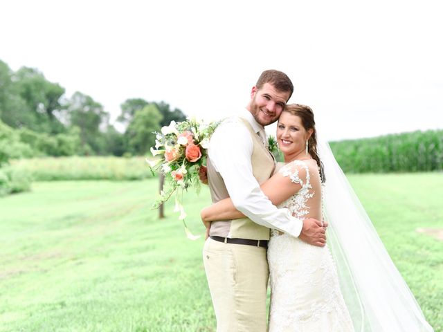 Levi and Melissa&apos;s Wedding in Veedersburg, Indiana 18