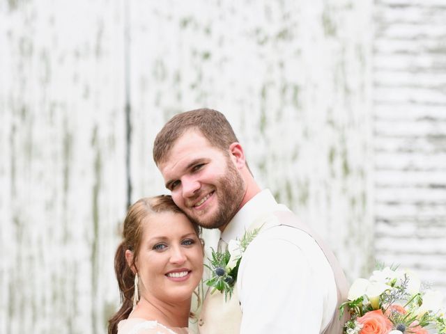 Levi and Melissa&apos;s Wedding in Veedersburg, Indiana 34