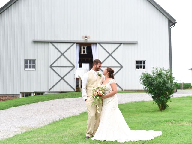 Levi and Melissa&apos;s Wedding in Veedersburg, Indiana 38