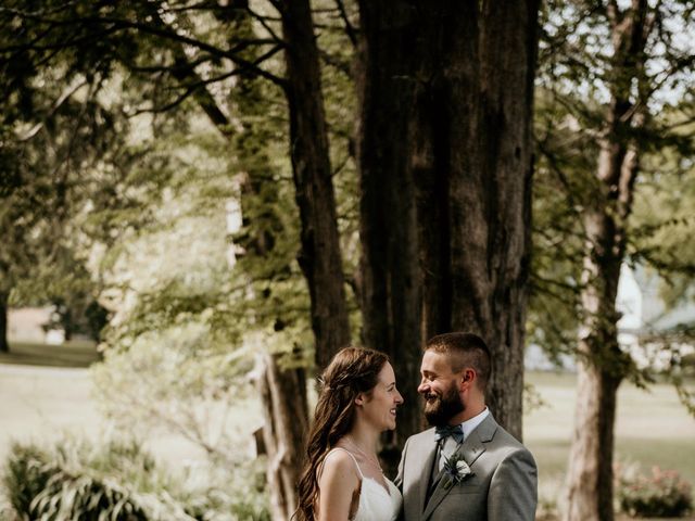Kristopher and Rebecca&apos;s Wedding in Friendsville, Tennessee 24