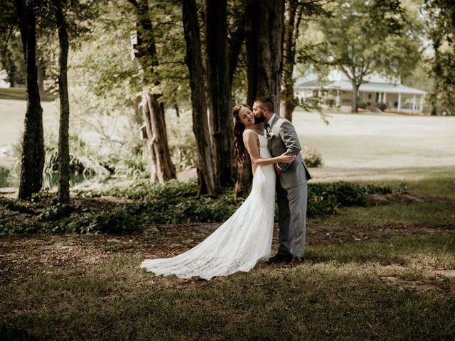 Kristopher and Rebecca&apos;s Wedding in Friendsville, Tennessee 28