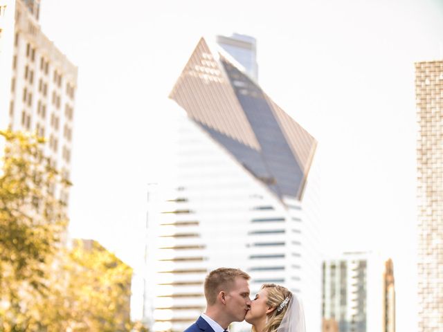 Jared and Lexi&apos;s Wedding in Chicago, Illinois 16