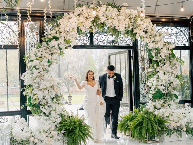 DeAvin and Ashley&apos;s Wedding in Taylors, South Carolina 38