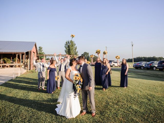 Ross and Laura&apos;s Wedding in Deer Lodge, Tennessee 43