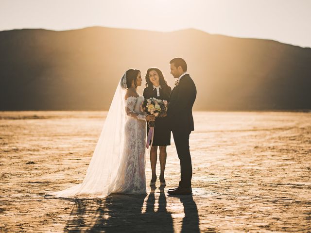 Scott and Victoria&apos;s Wedding in Las Vegas, Nevada 35