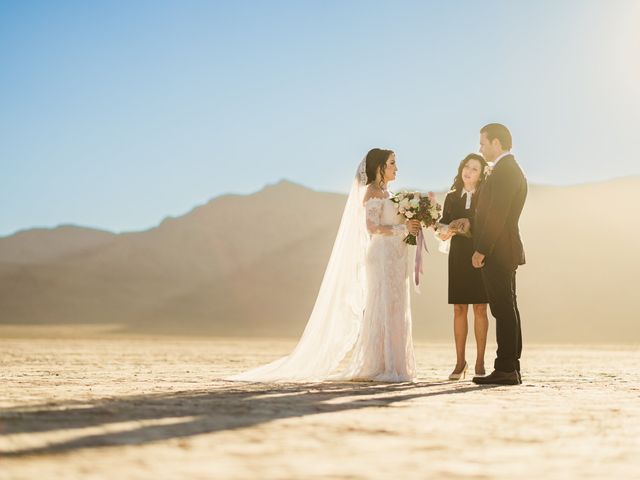 Scott and Victoria&apos;s Wedding in Las Vegas, Nevada 38