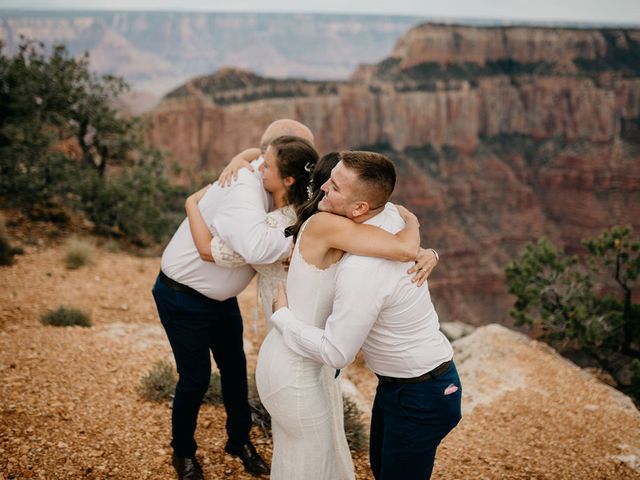 Donna and Karolina&apos;s Wedding in Grand Canyon, Arizona 31