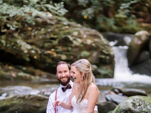 Brian and Evelyn&apos;s Wedding in Gatlinburg, Tennessee 41